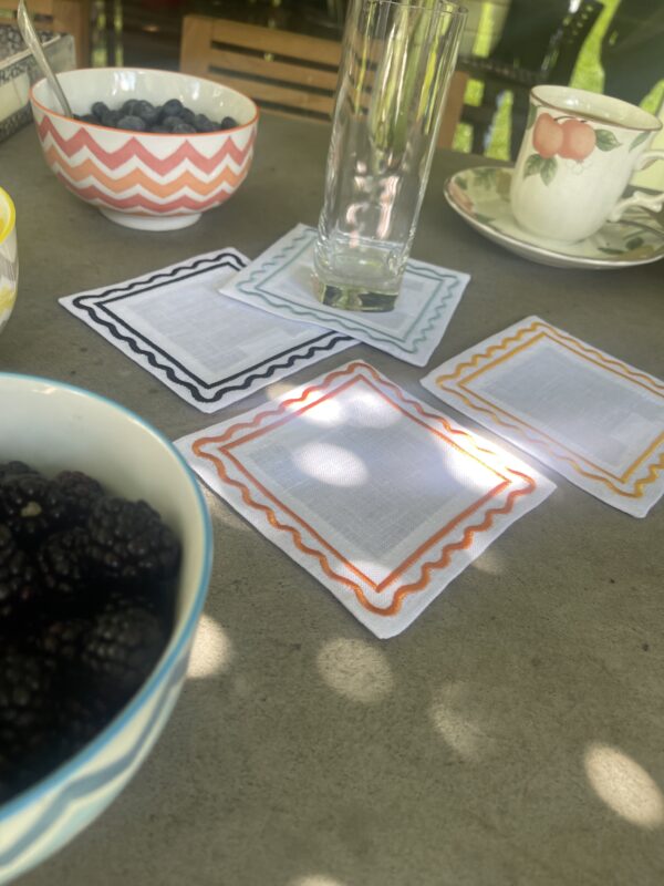 White & Black Natalia Coaster Set - Image 3