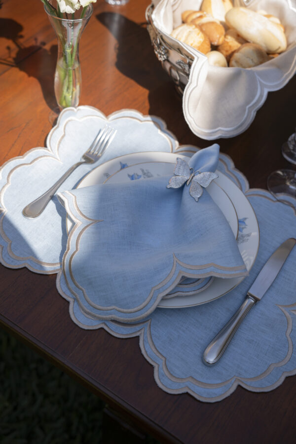 Light Blue & Ecru Antonella Placemat and Napkin Set