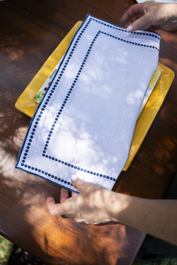 White & Blue Ivanna Napkin Set