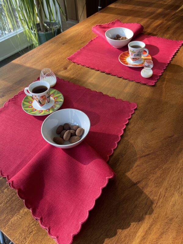 Red Olivia Napkin Set - Image 3