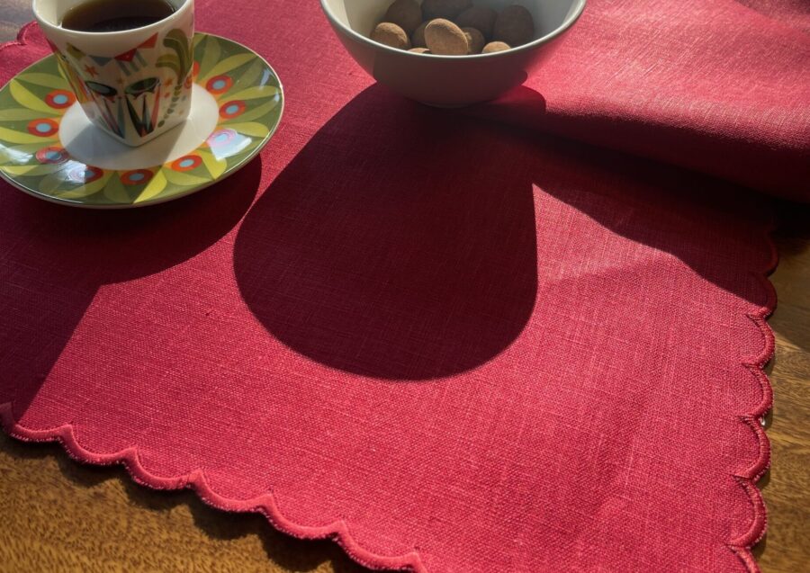 Red Olivia Napkin Set - Image 5