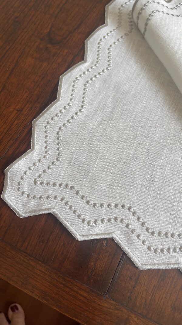 Offwhite &Light Grey Chiara Placemat and Napkin Set - Image 5