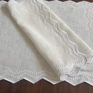 Offwhite & White Chiara Placemat and Napkin Set