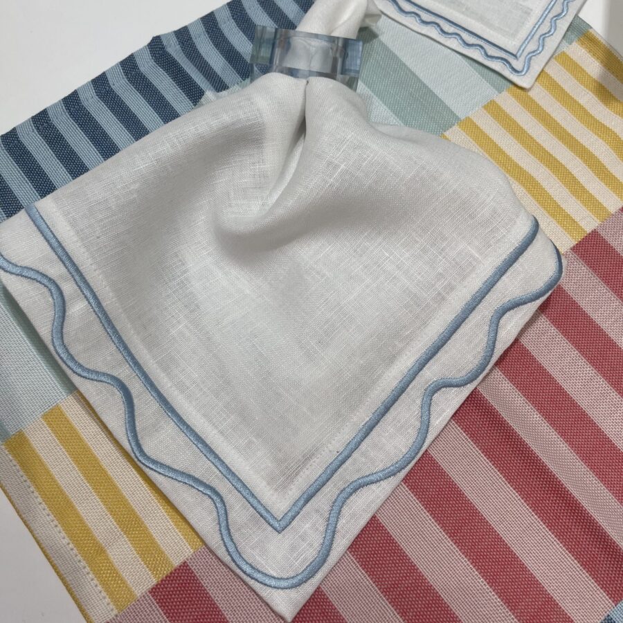 White & Light Blue Natalia Napkin Set
